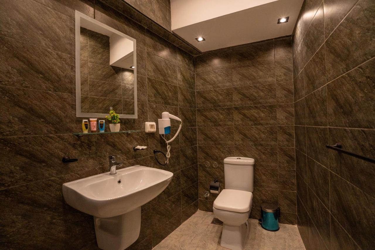 Sun And Sand Guest House Kafrat al Jabal ภายนอก รูปภาพ